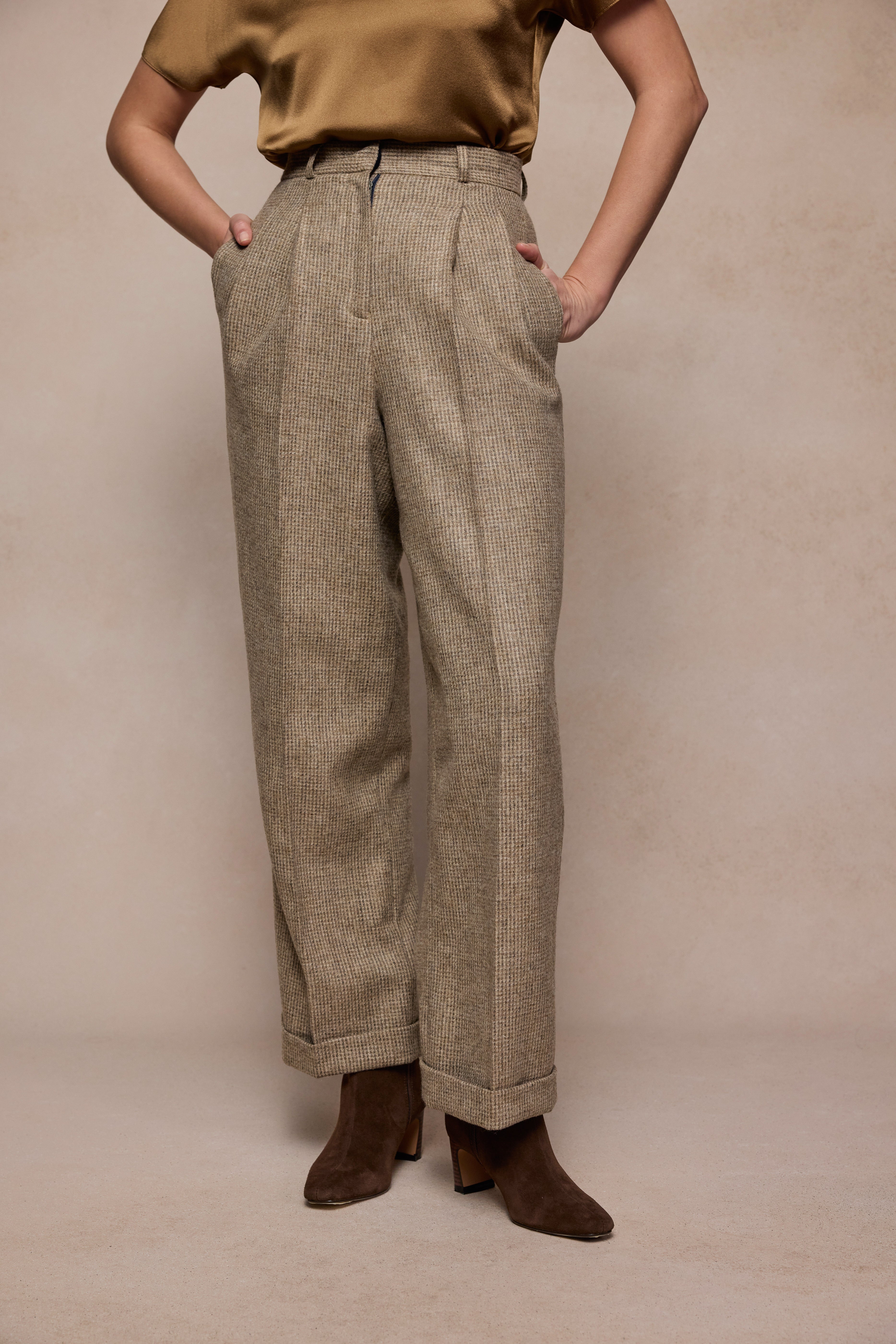 Faye-Tweed-Hose – Barely Weave