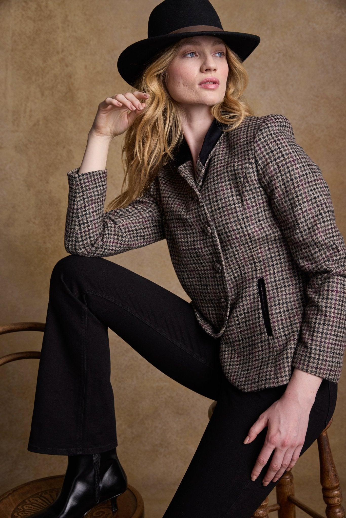 Jack Murphy Ireland - Nicole Tweed Jacket - Plum Hacking Check - Tweed