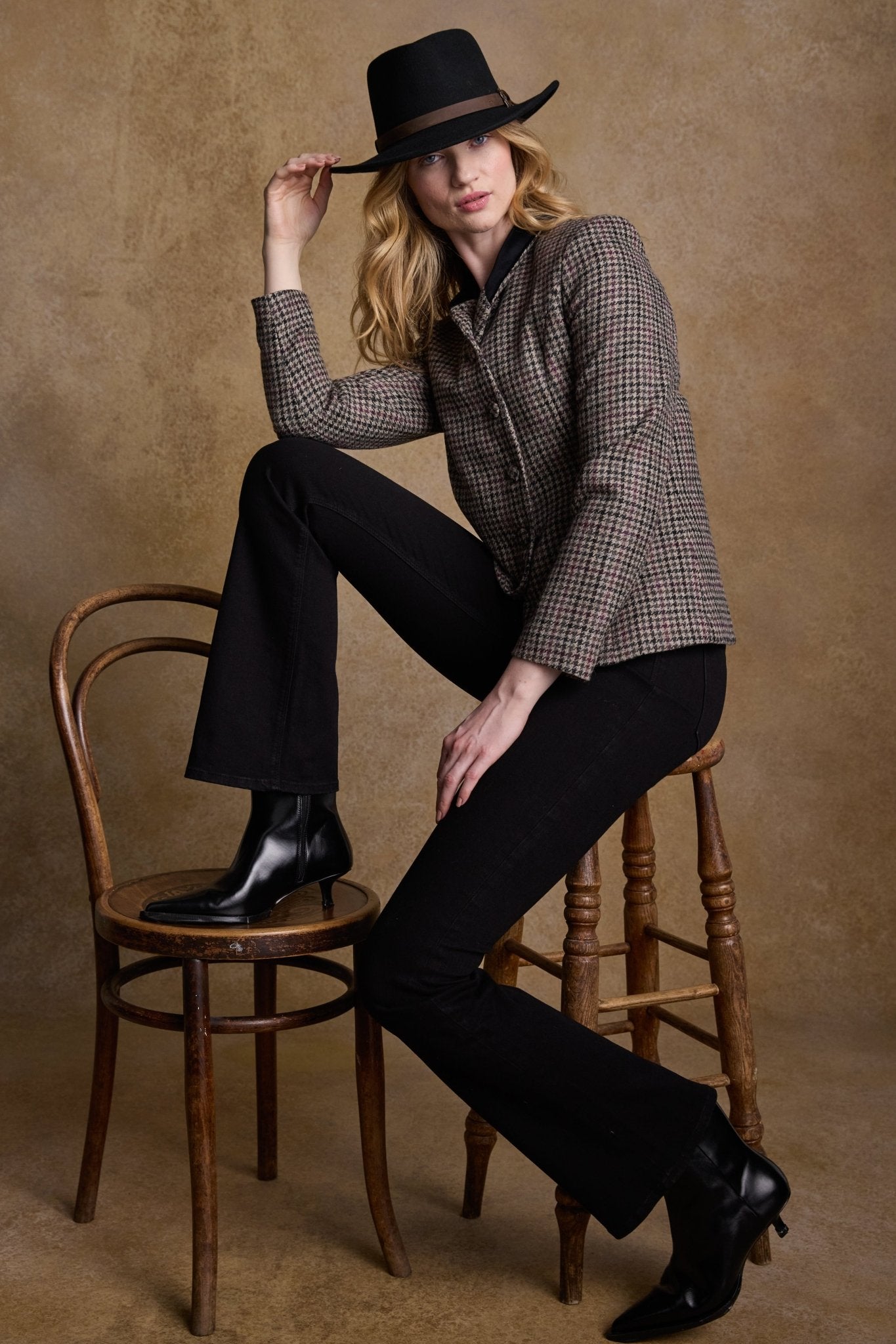 Jack Murphy Ireland - Nicole Tweed Jacket - Plum Hacking Check - Tweed