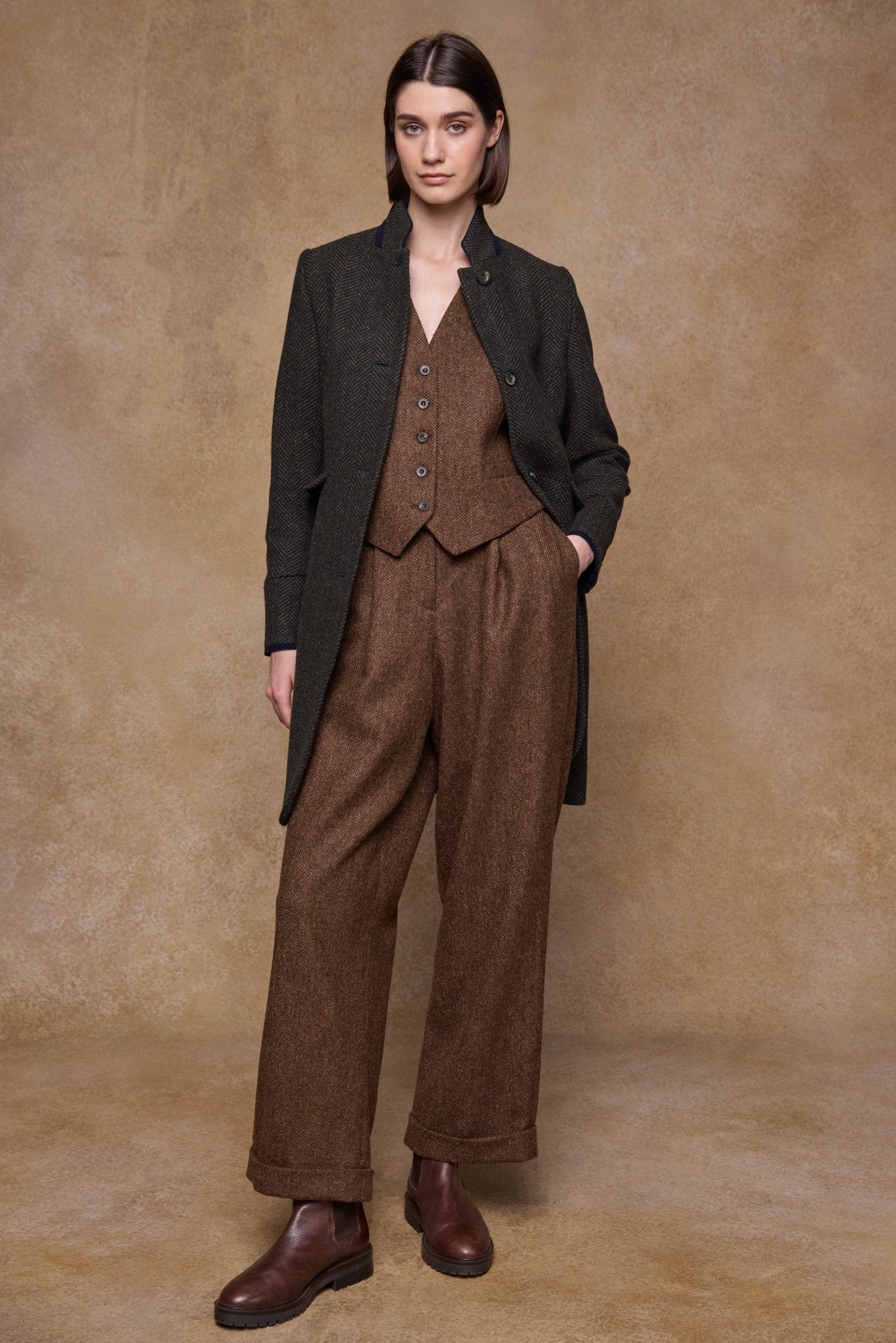Jack Murphy Clothing - Faye Tweed Trousers - Chestnut Herringbone - Tweed