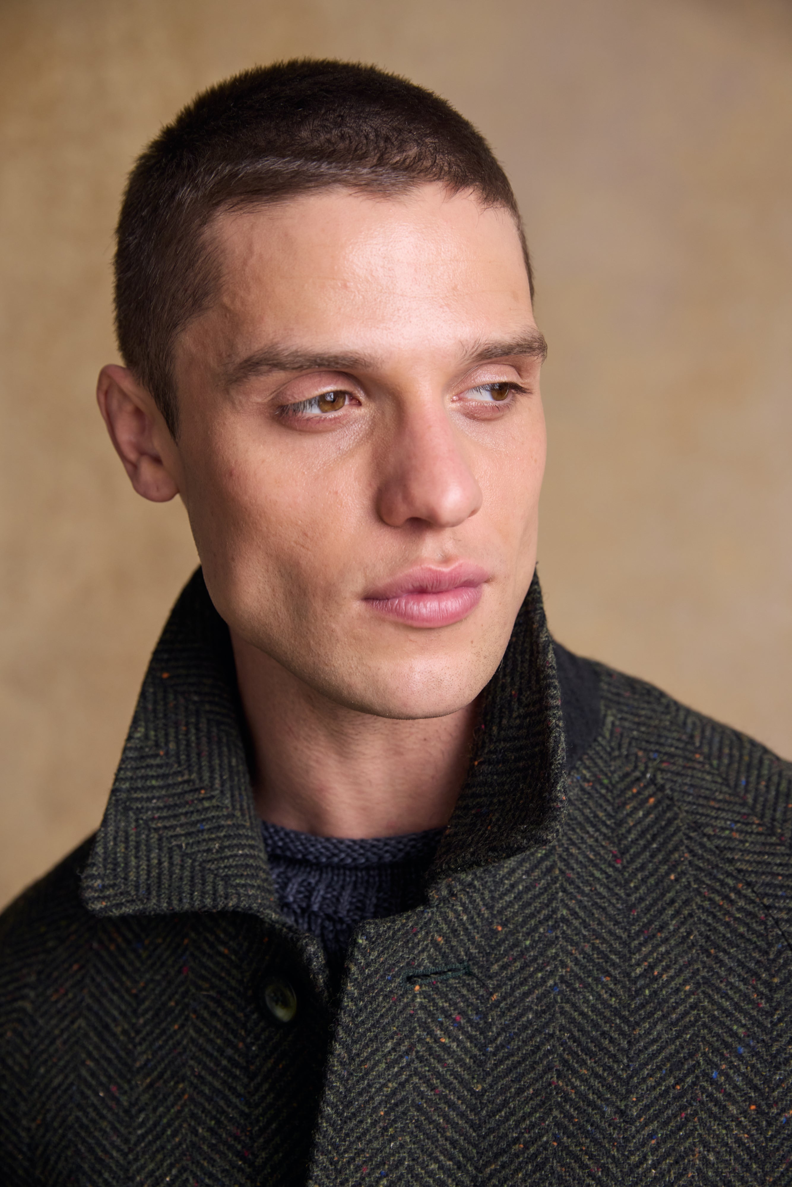 Owen Tweed Coat - Olivgrünes breites Fischgrätenmuster