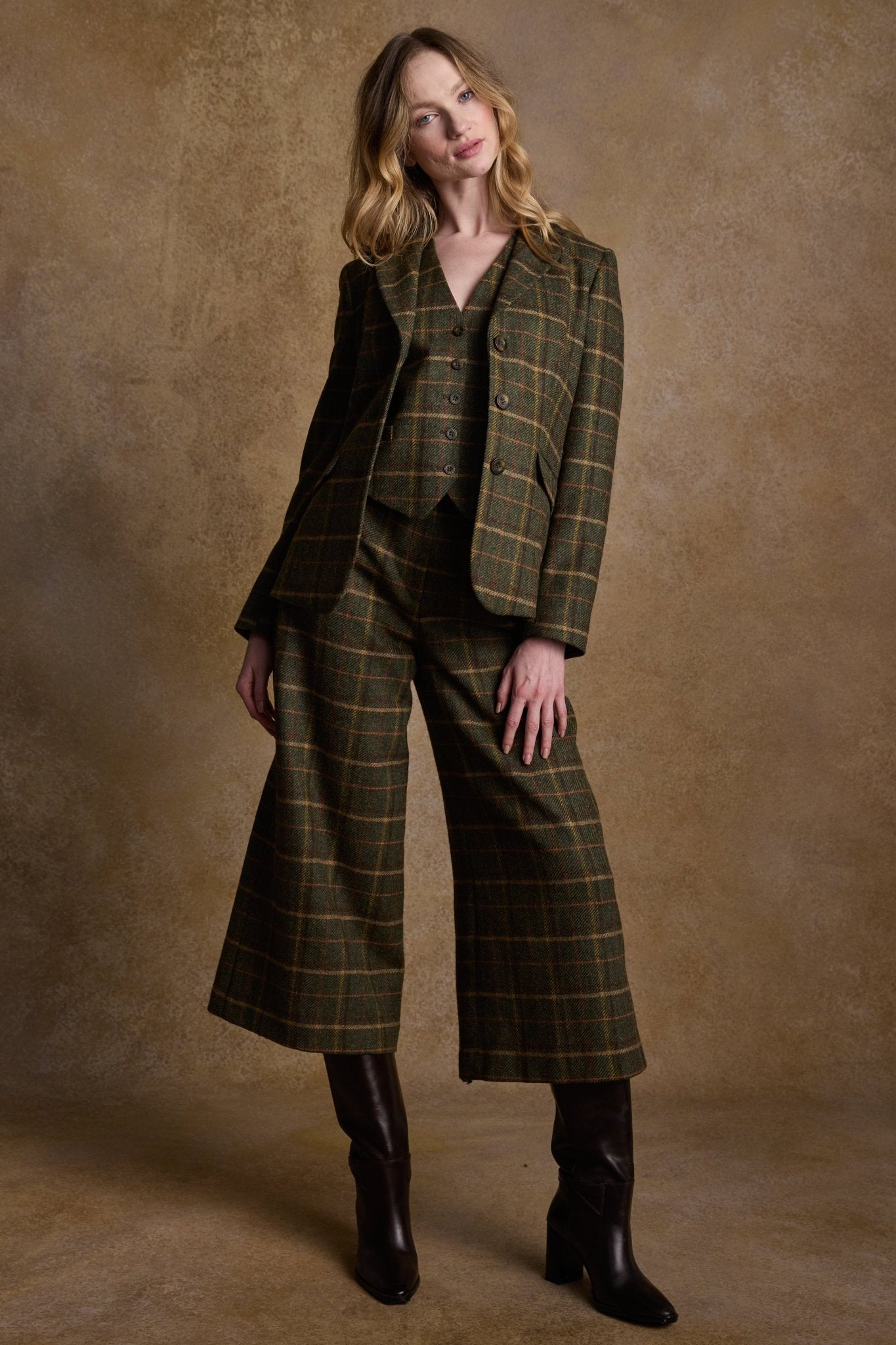 Jack Murphy Ireland - Tara Tweed Hacking Jacket - Green Country Check - Tweed