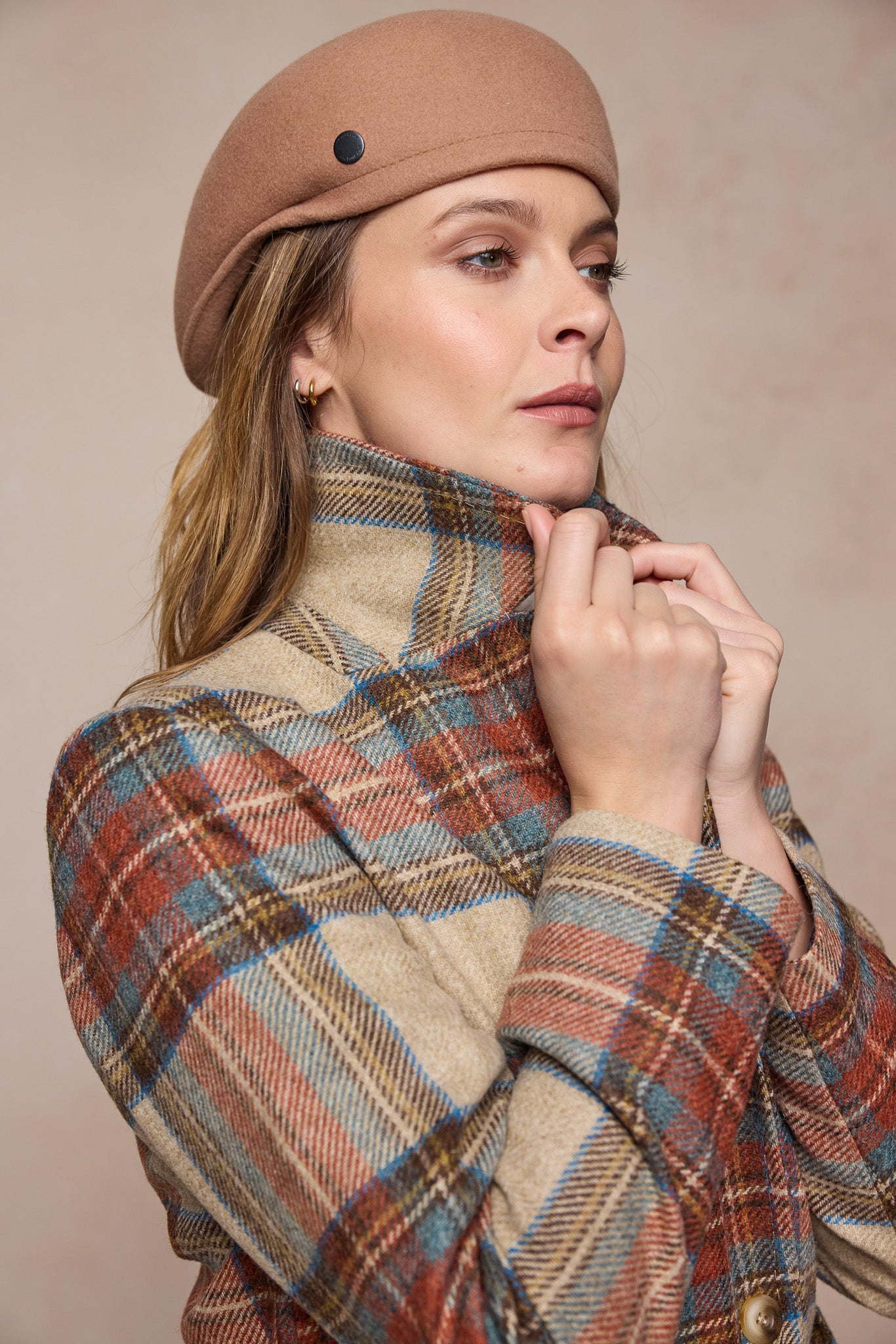 Manteau en laine Clodagh - Sauge & Émeraude à carreaux