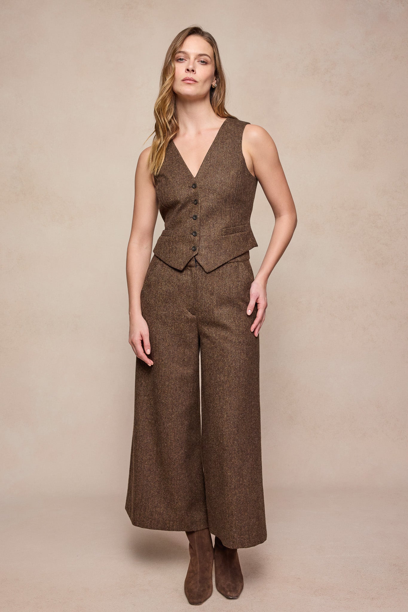 Colleen Tweed Waistcoat - Chestnut Herringbone
