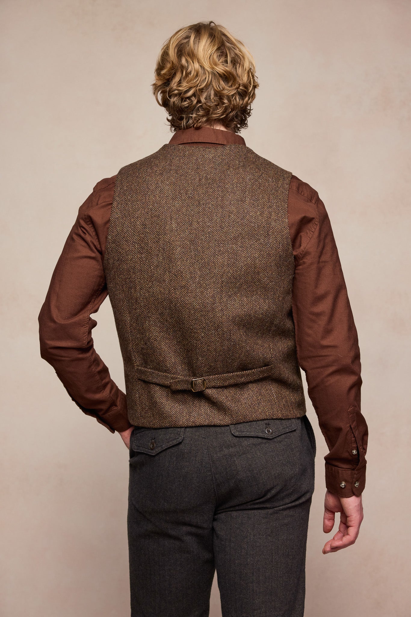Dara Tweed Waistcoat - Chestnut Herringbone