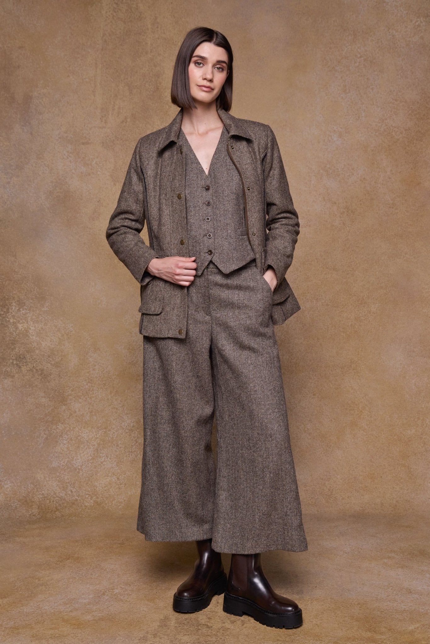 Jack Murphy Clothing - Aine Tweed Jacket - Light Tan Herringbone - Tweed