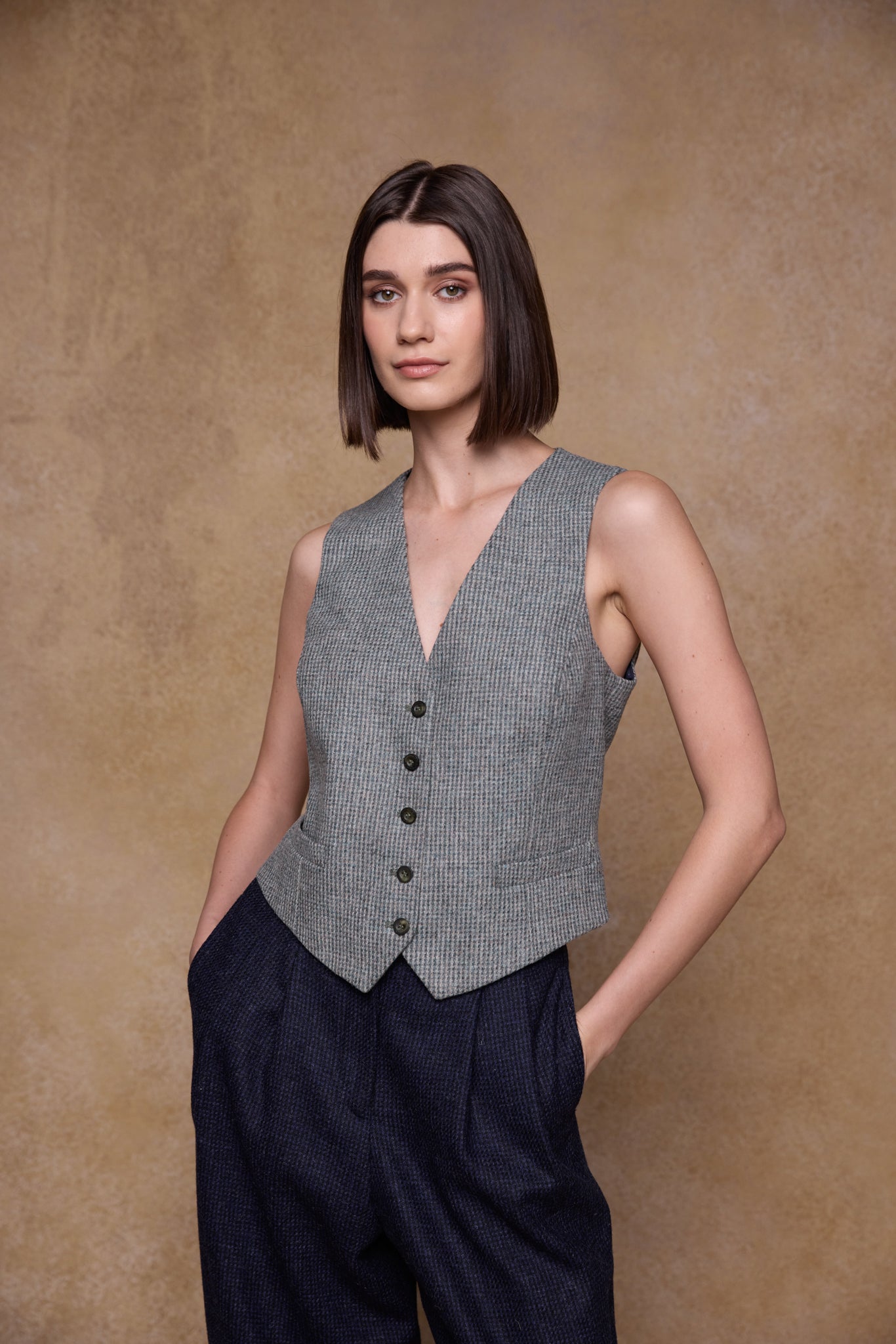 Weste aus Colleen-Tweed – Jade-Webart