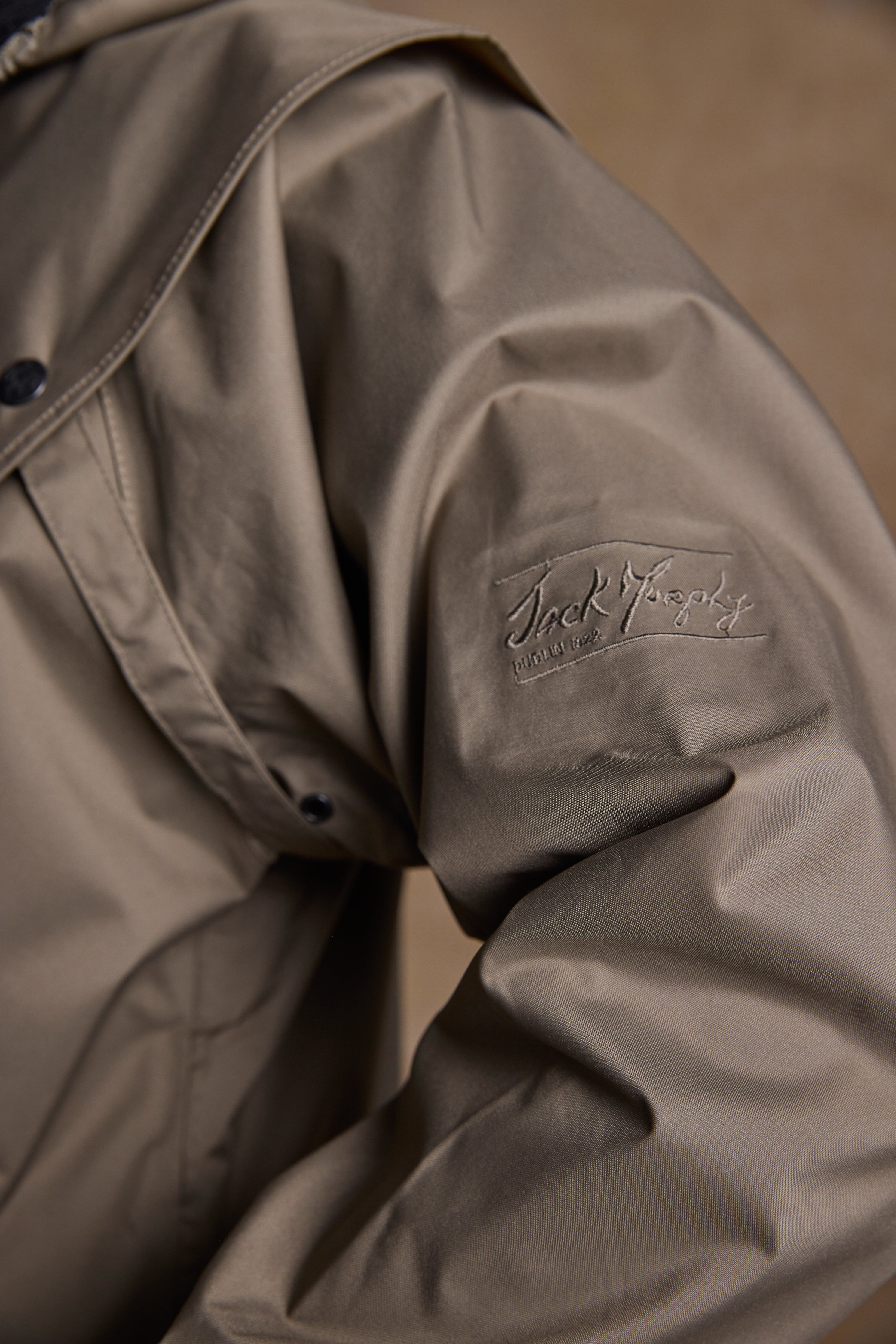 Cotswold Waterproof Jacket - Chinchilla