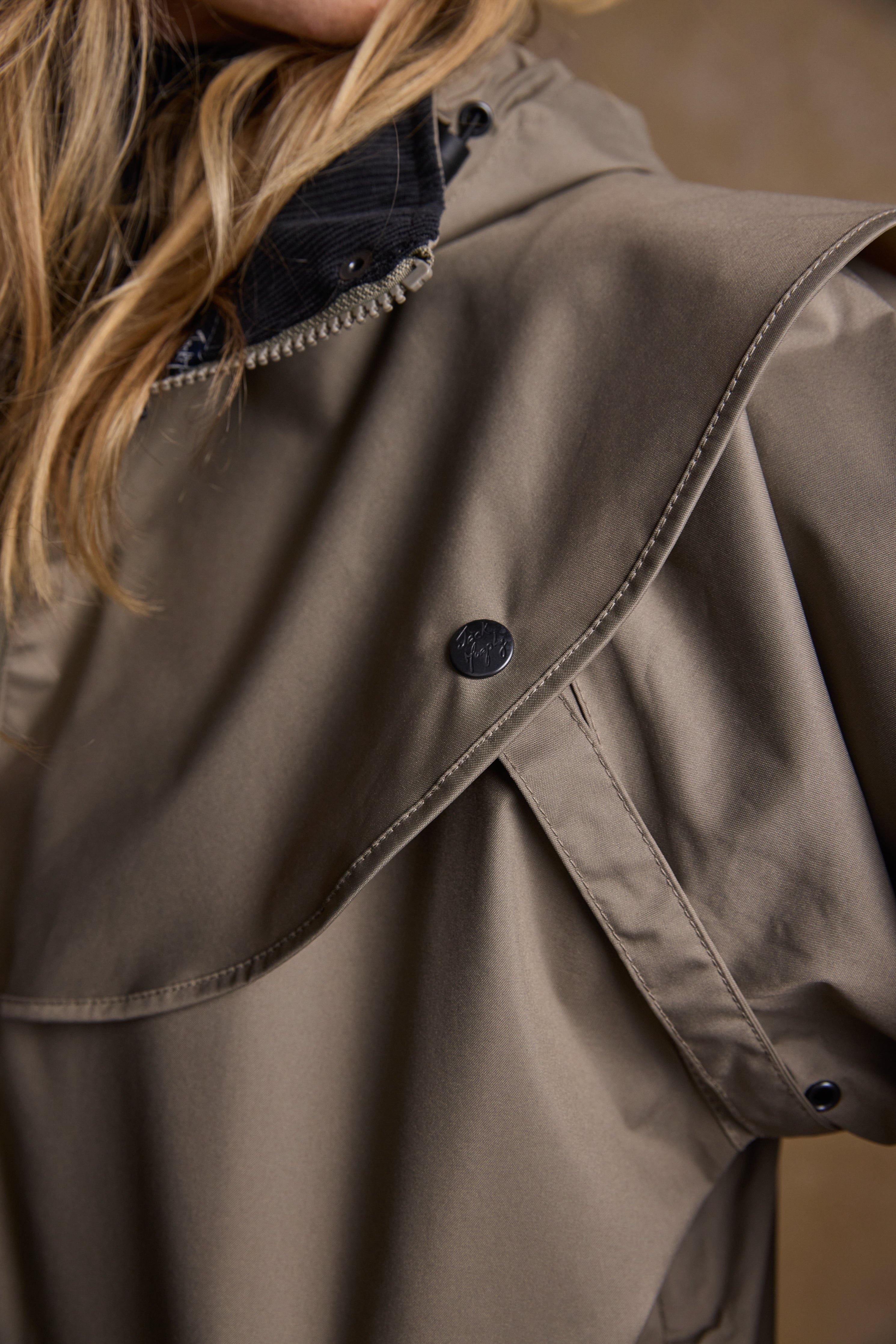 Cotswold Waterproof Jacket - Chinchilla
