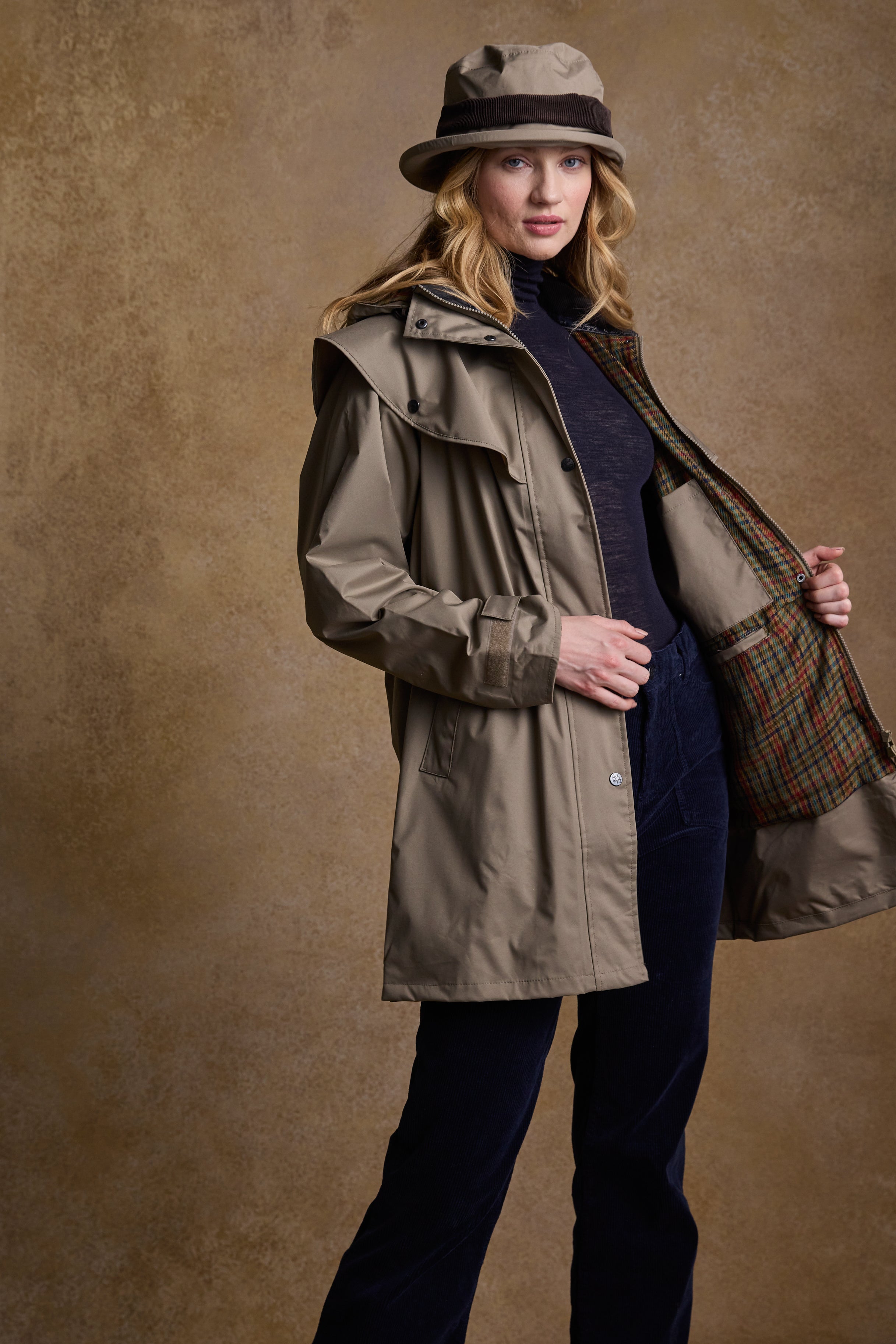 Cotswold Waterproof Jacket - Chinchilla