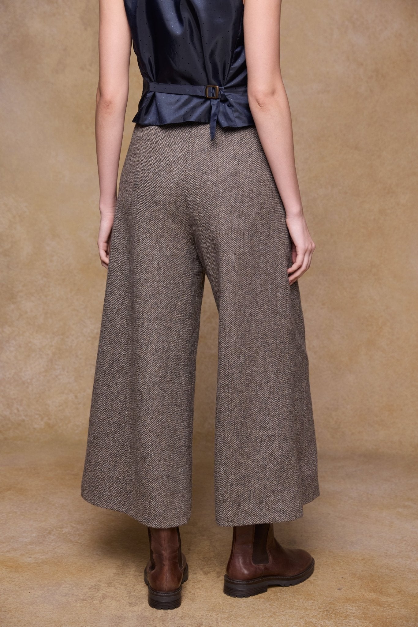 Jack Murphy Clothing - Enya Tweed Culottes - Light Tan Herringbone - Tweed
