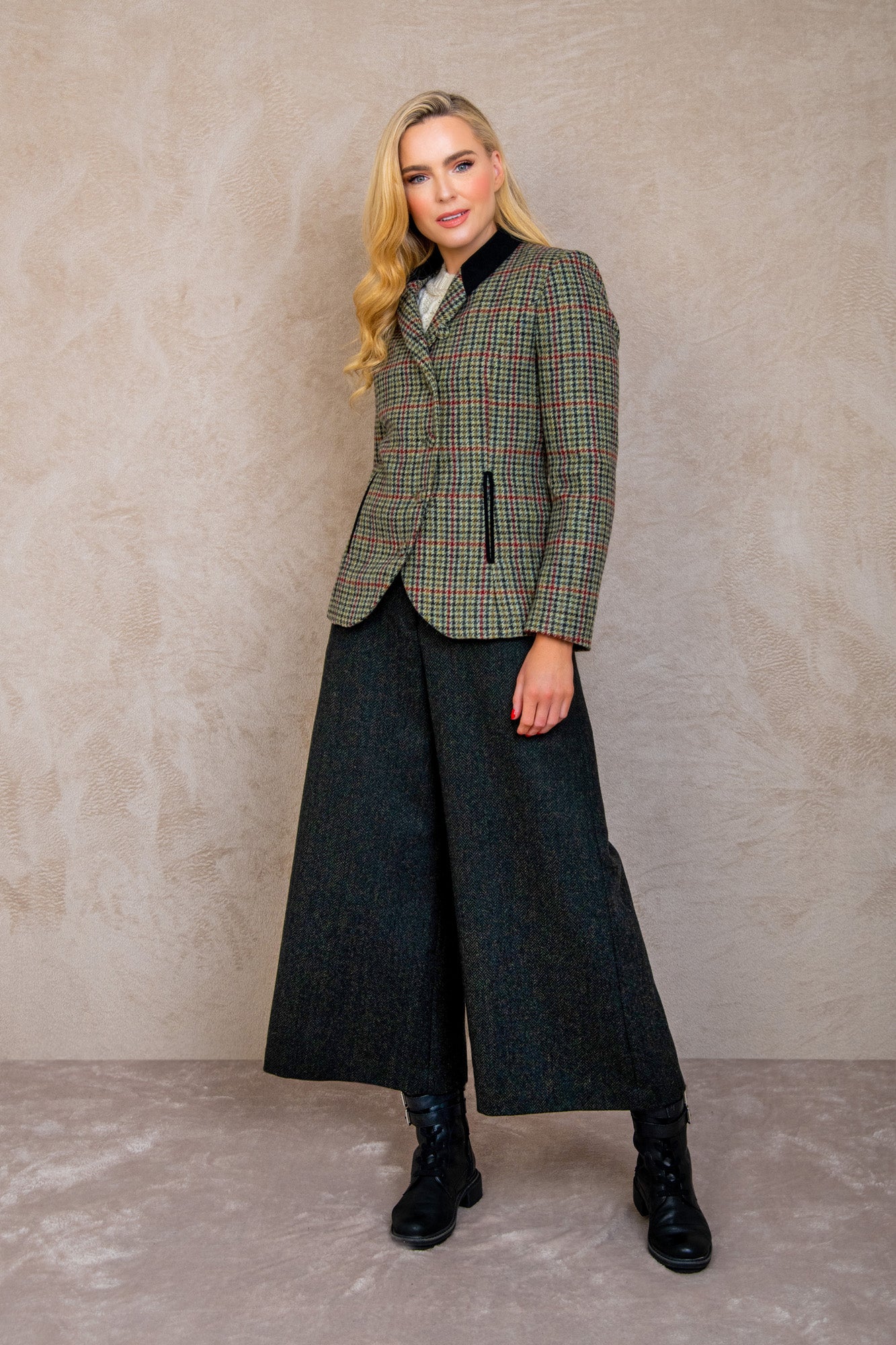 Long hotsell tweed blazer