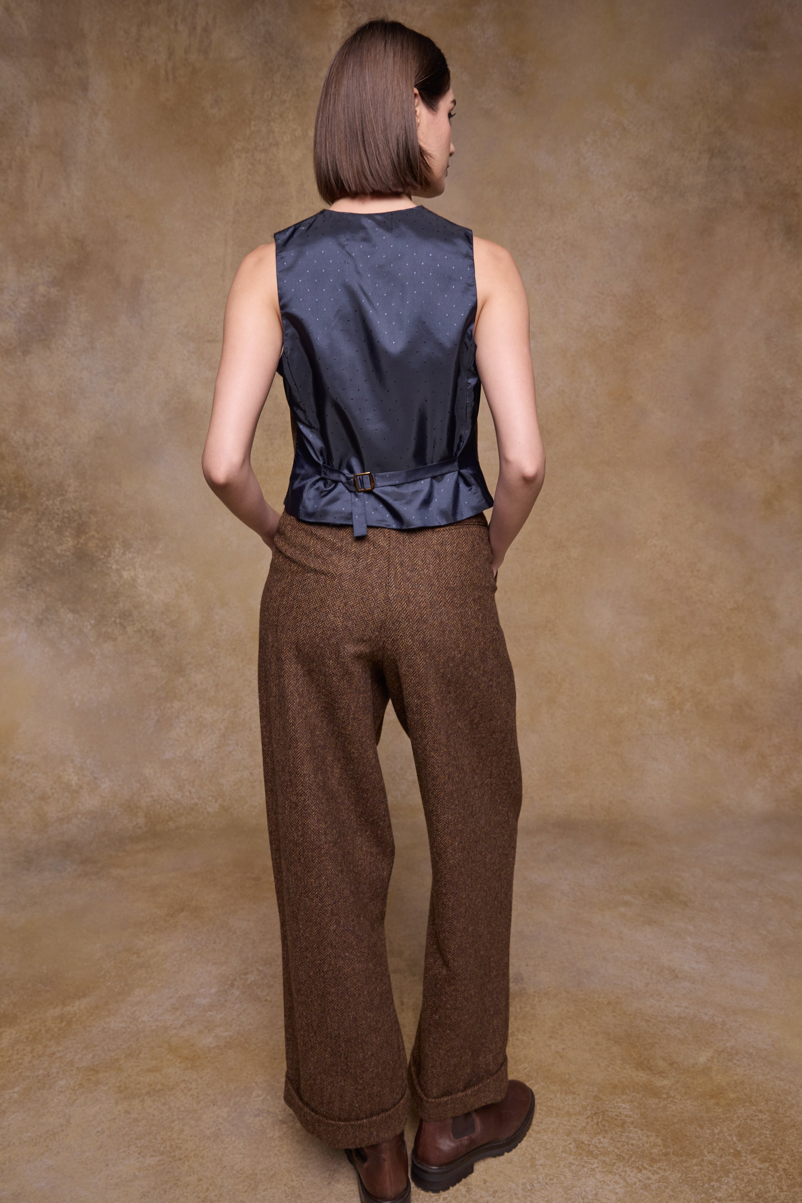 Heidi Tweed Waistcoat - Chestnut Herringbone