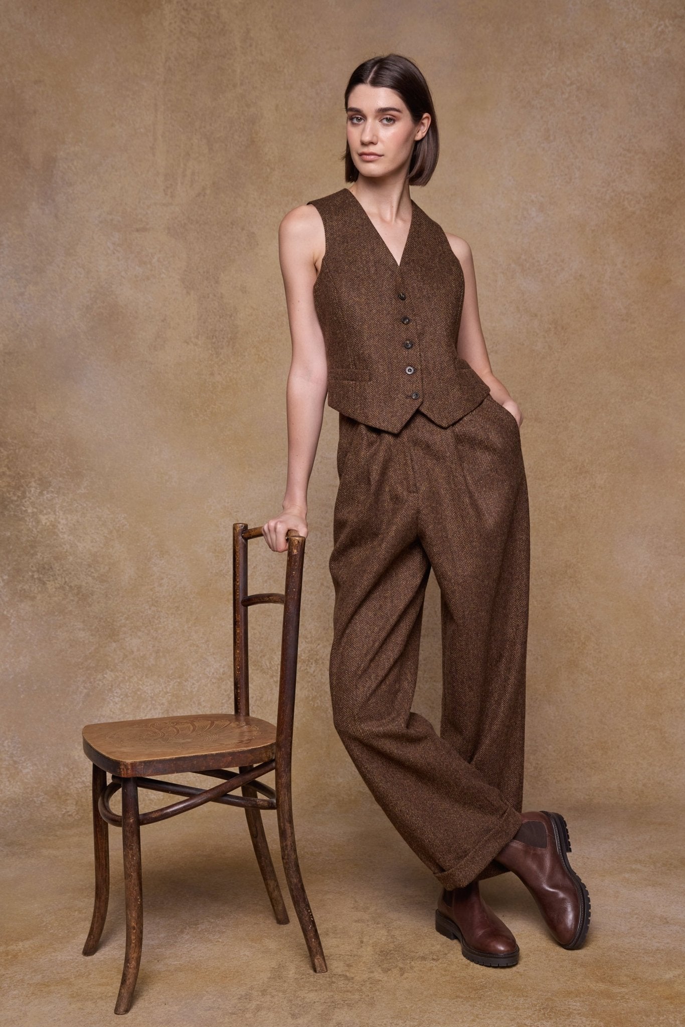 Jack Murphy Clothing - Faye Tweed Trousers - Chestnut Herringbone - Tweed