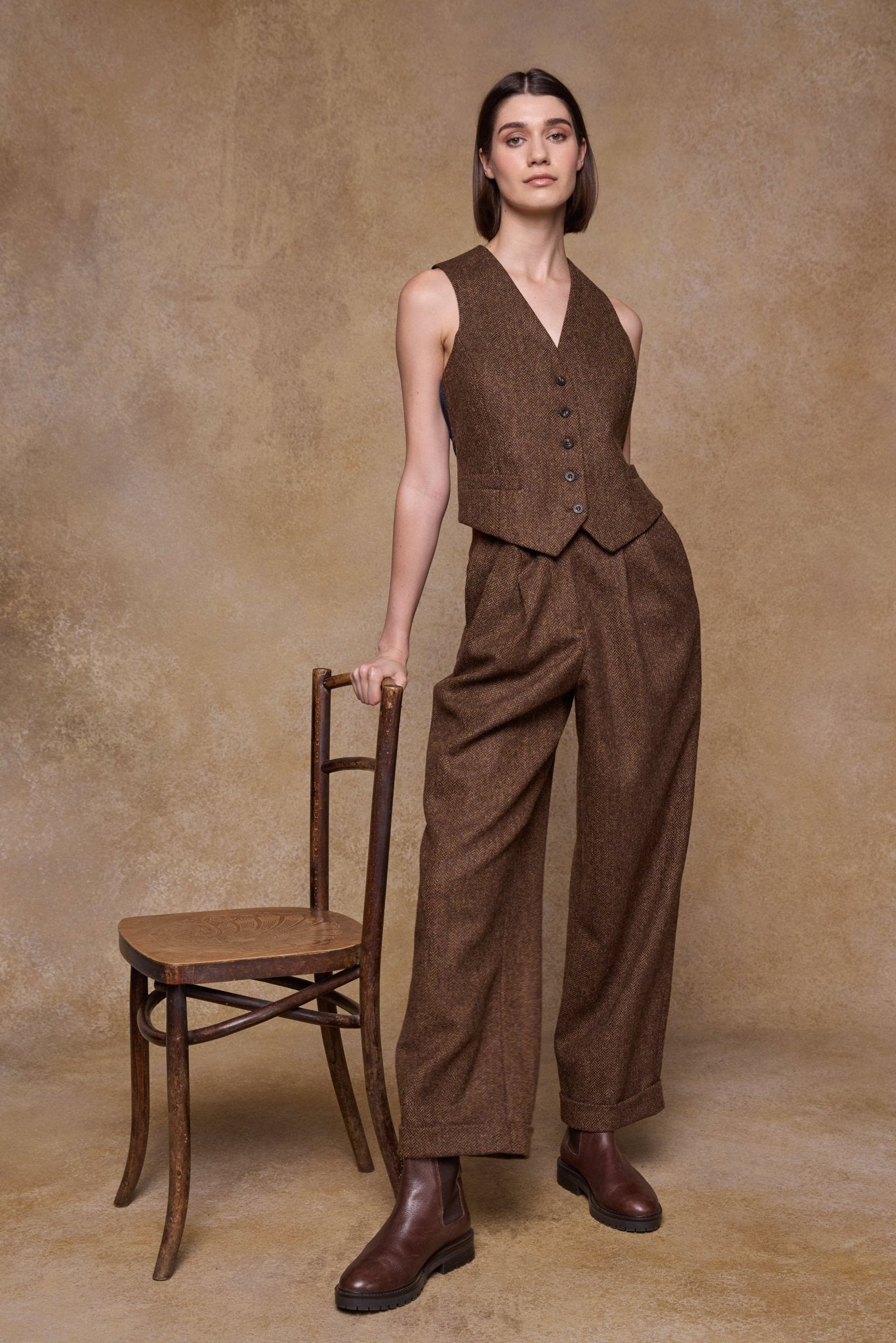 Jack Murphy Clothing - Faye Tweed Trousers - Chestnut Herringbone - Tweed