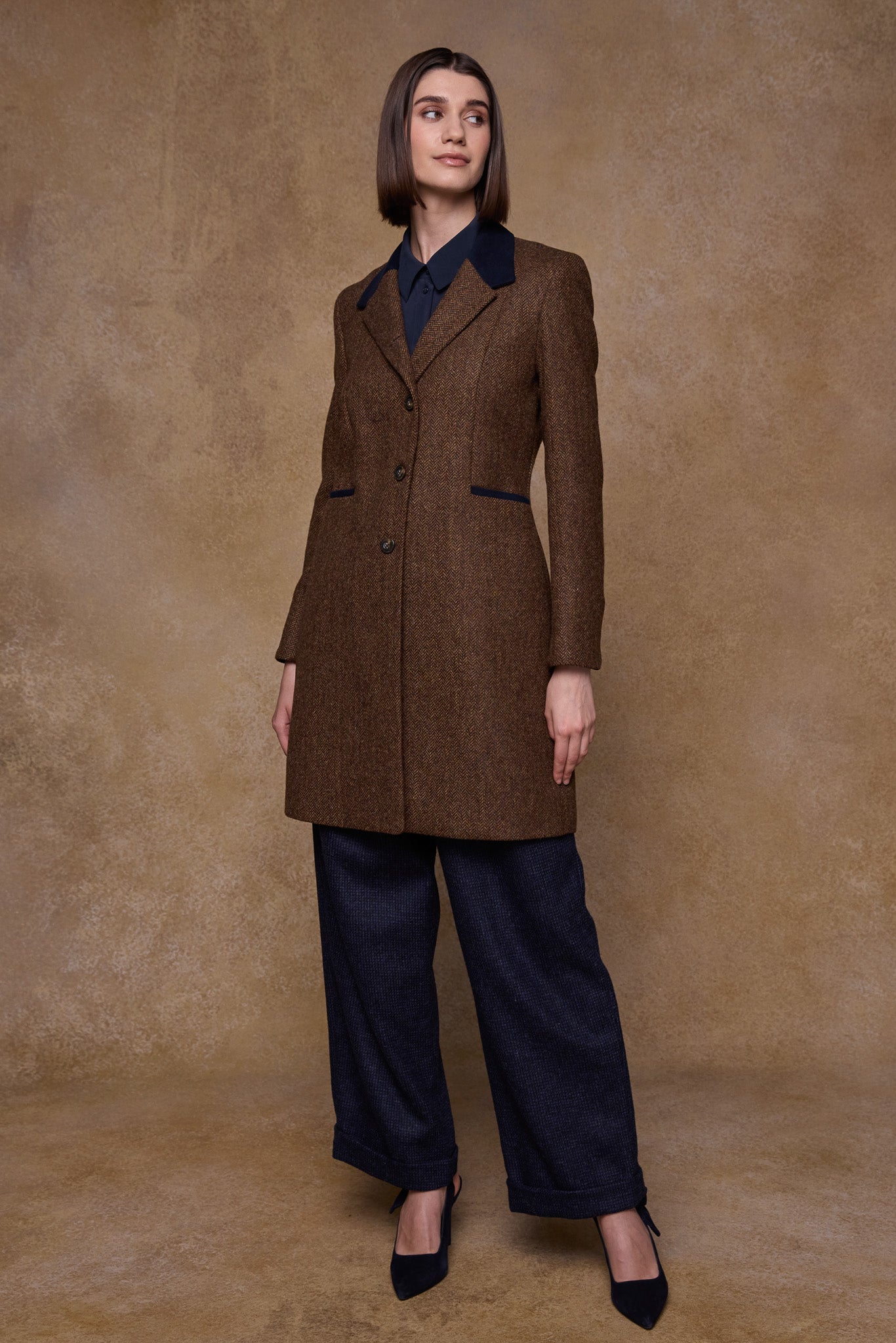 Isabella Tweed-Mantel – Kastanien-Fischgrätenmuster