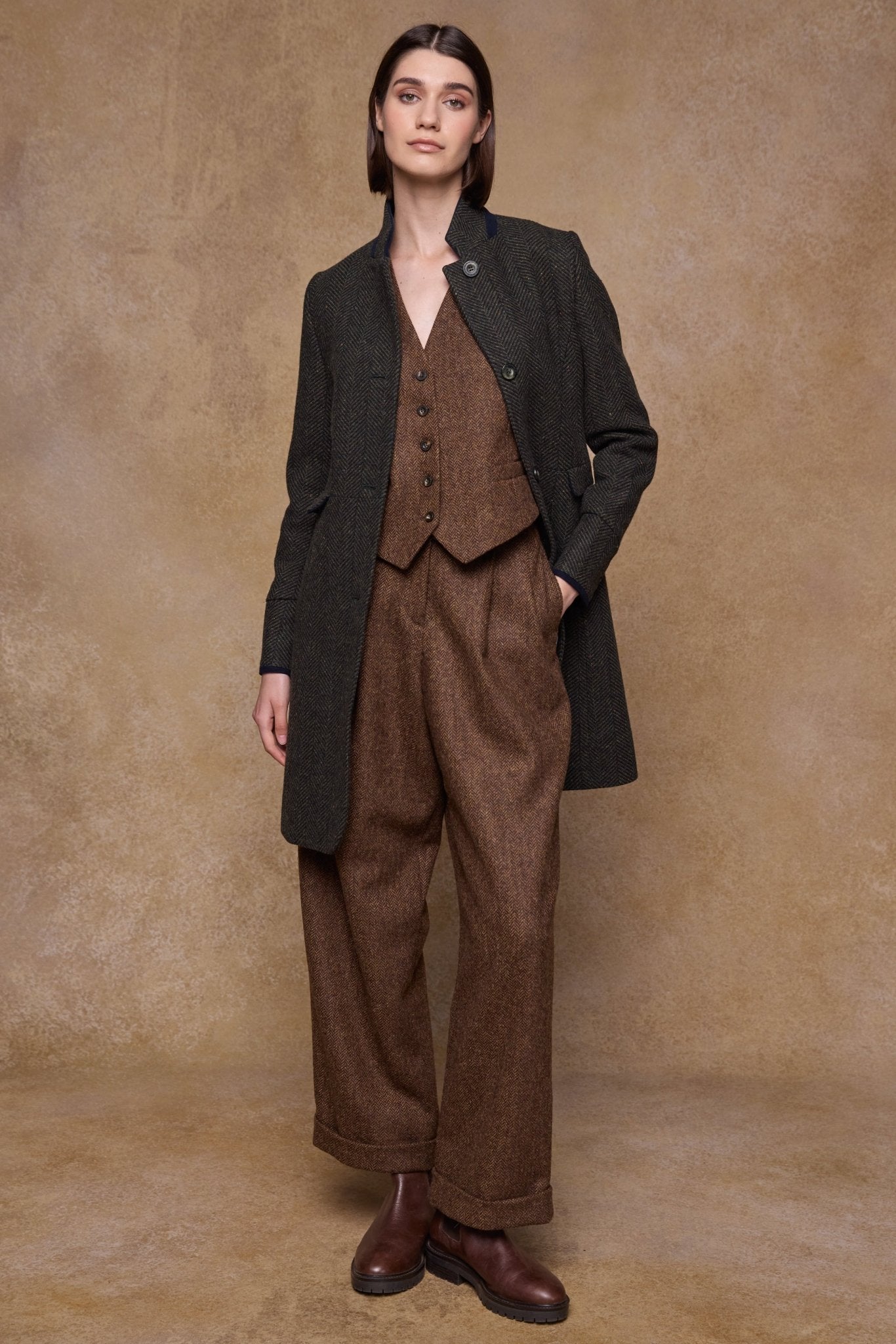 Jack Murphy Clothing - Faye Tweed Trousers - Chestnut Herringbone - Tweed