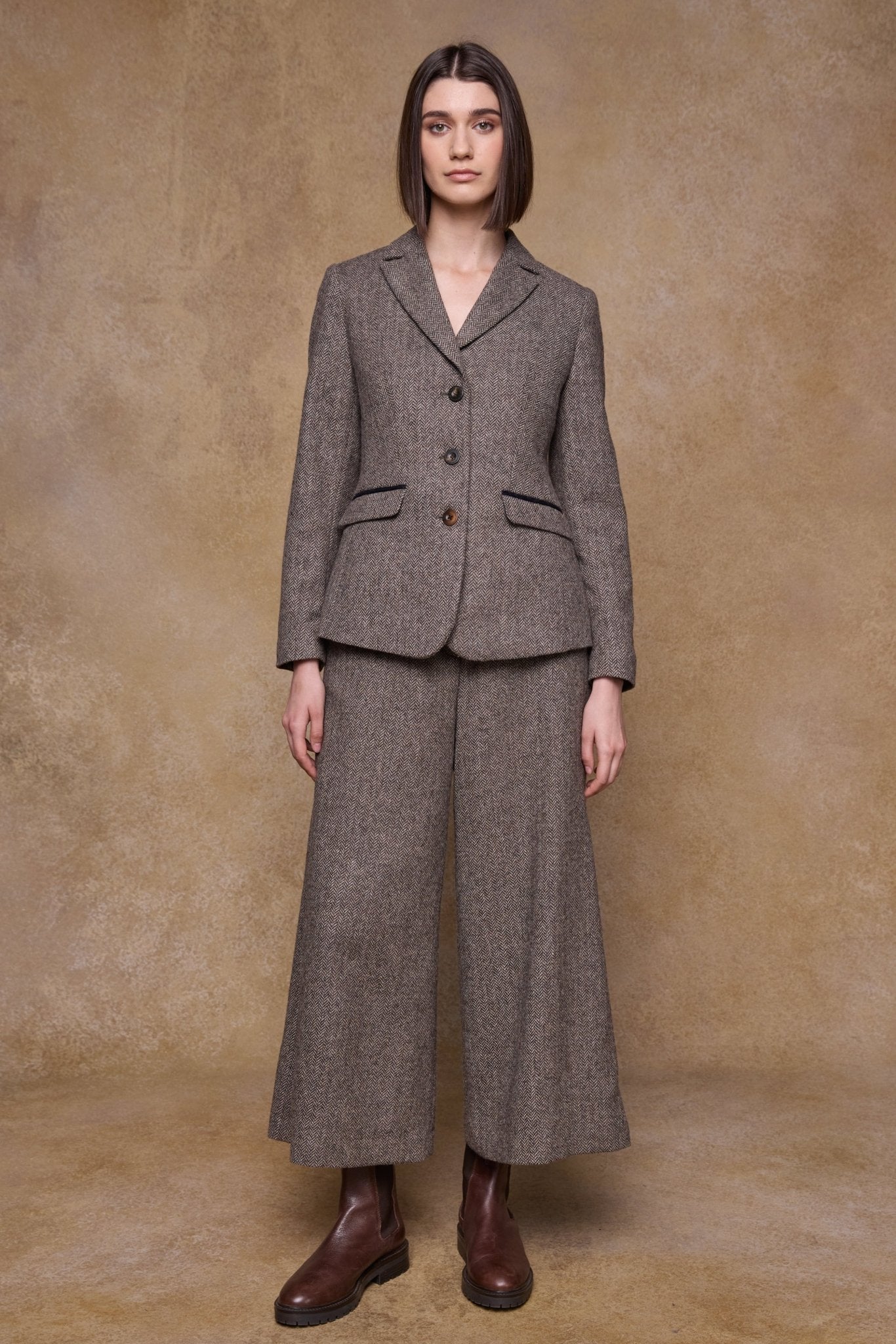 Jack Murphy Ireland - Tara Tweed Hacking Jacket - Light Tan Herringbone - Tweed